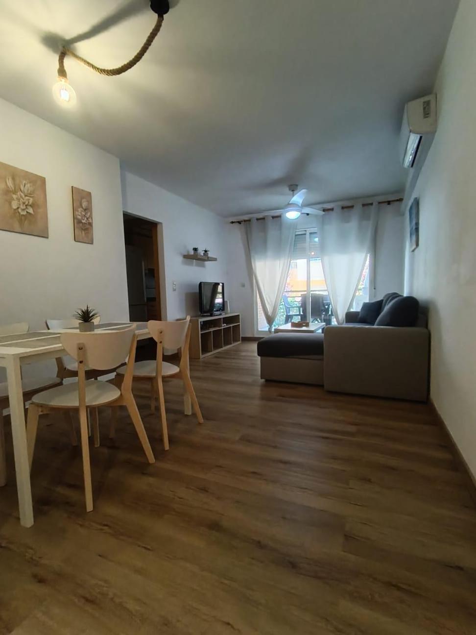 Apartamento Pilar Solo Familias Gandía Exteriör bild